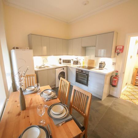 Lfracombe Holiday Apartment Close To Tunnels Beaches Ильфракомб Экстерьер фото