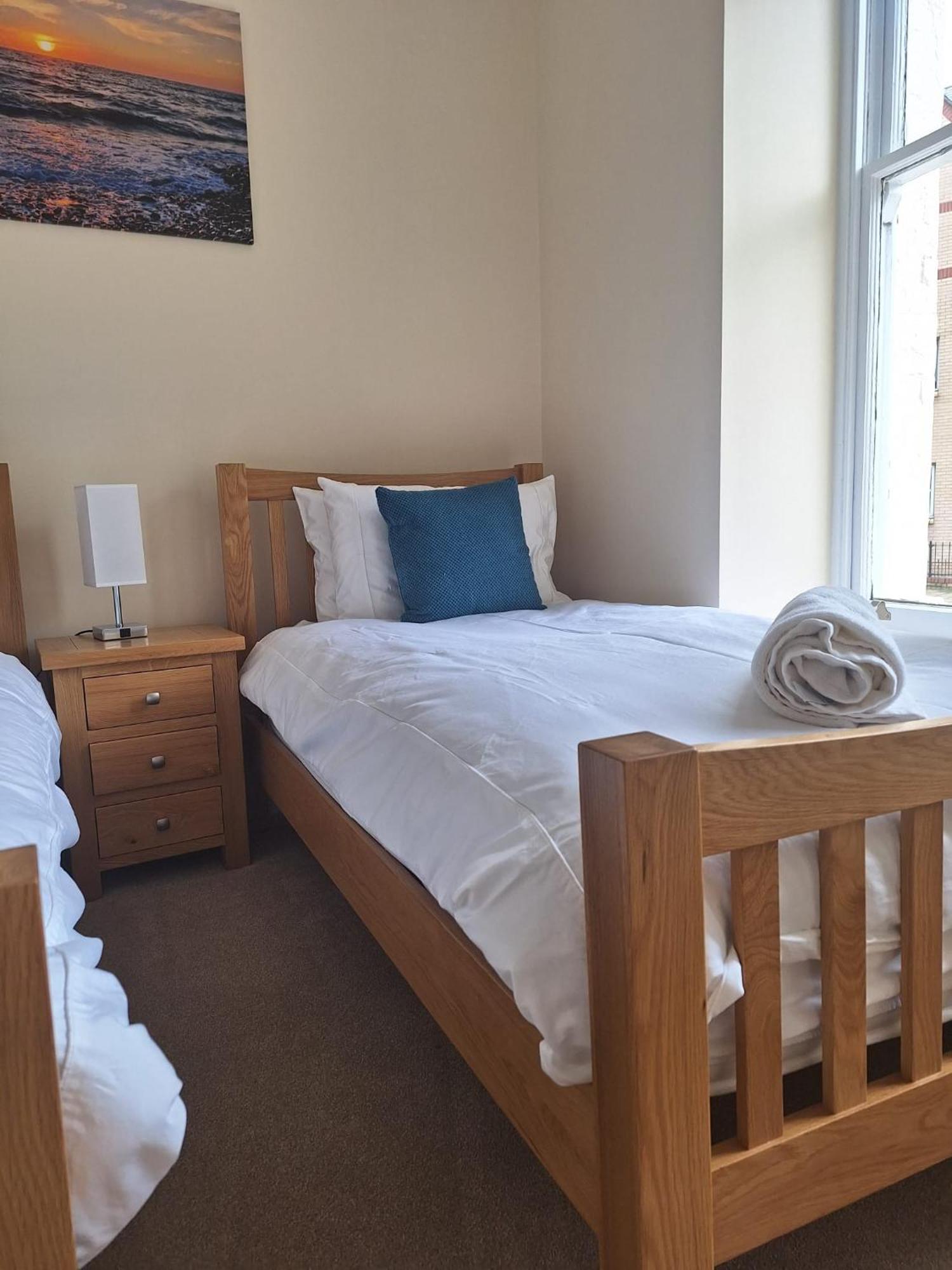 Lfracombe Holiday Apartment Close To Tunnels Beaches Ильфракомб Экстерьер фото